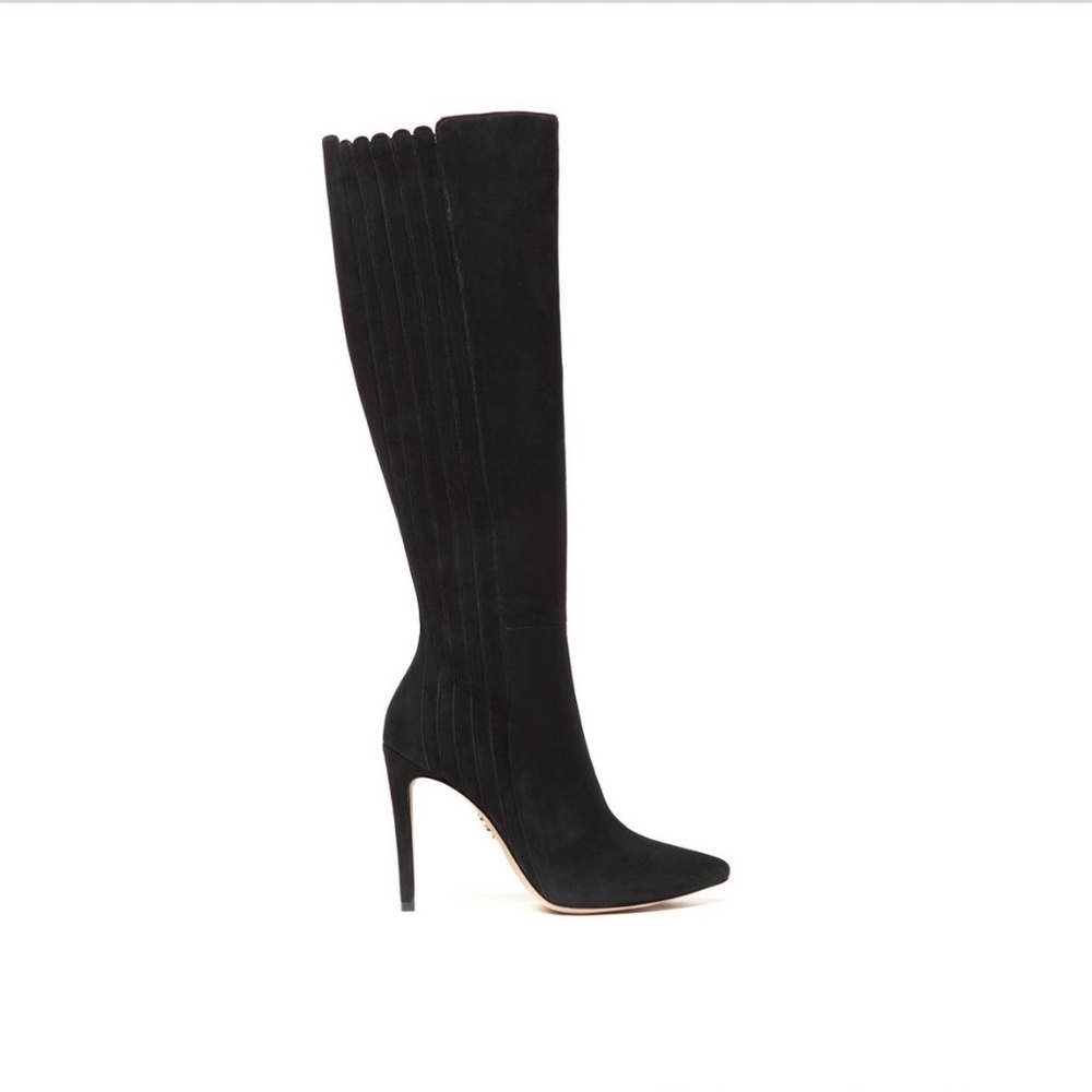 Zvelle Knee Boots